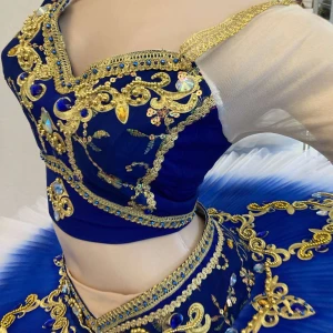 Stage costume P 1532 - image 19
