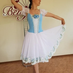 Stage ballet costume P 1409 - image 21