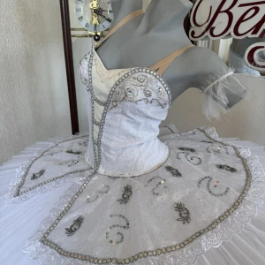 Aurora P 0402 - image 13