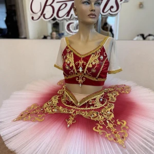 Stage costume P 1532 - image 37