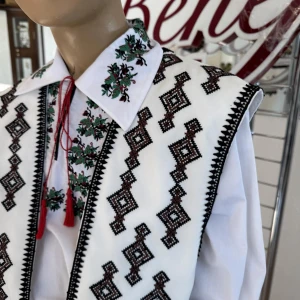 National moldavian vest J 0201 - image 8