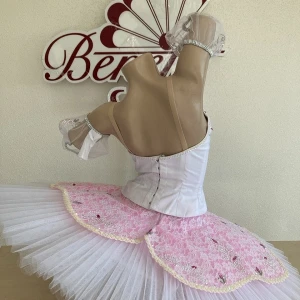 Stage costume F 0086 - image 10