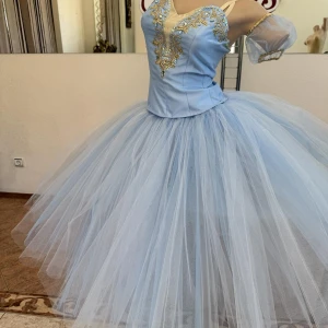 Stage costume F 0522 - image 2