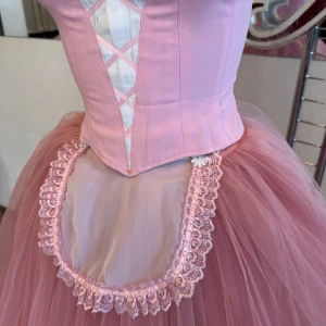 Dress F 0022 - image 35