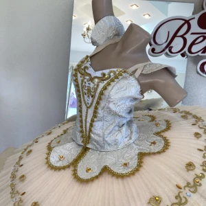 Stage costume F 0045C - image 2