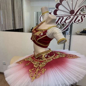 Stage costume P 1532 - image 30