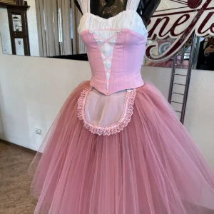 Dress F 0022 - image 30