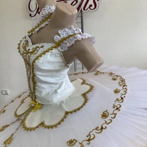 Costum pentru scena F 0045 - image 37