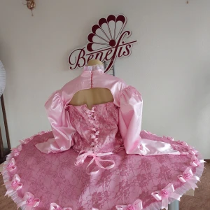 Queen P 0288A - image 9