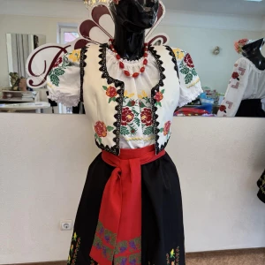 Moldavian national Skirt J 0253 - image 6