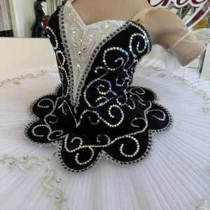 Costum pentru scena F 0073 - image 36