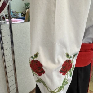 National moldavian blouse J 0348 - image 9