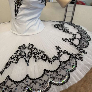 Stage costume F 0132 - image 11