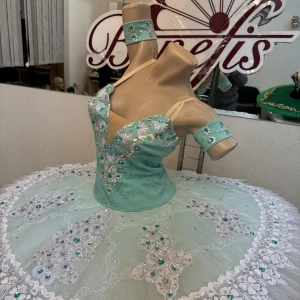 Costum de balet P0467 - image 9