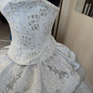 Cinderella at the ball F 0107(3086) - image 12