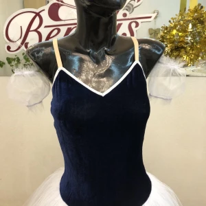 Snow White F 0201 - image 26