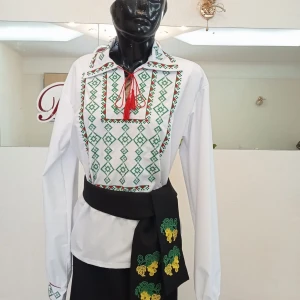 National moldavian shirt J 0398 - image 3