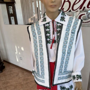 National moldavian vest J 0200 - image 7