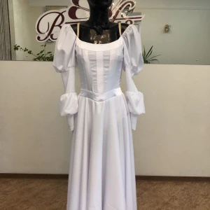 Juliet P 1005A - image 18