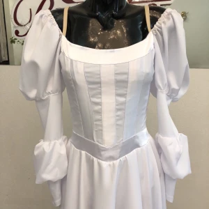 Juliet P 1005A - image 20