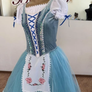 Stage ballet costume P 1430 - image 3