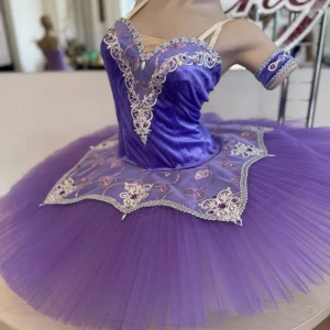 Stage costume F 0528 - image 6