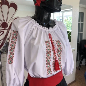 National moldavian blouse J 0394 - image 9