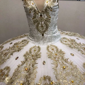 Ballet costume P 1339 - image 3