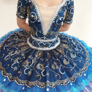 Stage costume F 0081B - image 33