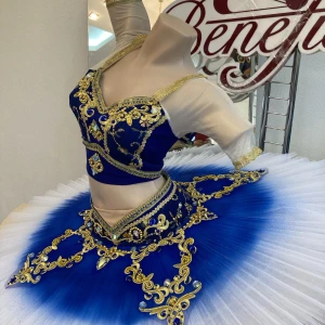 Stage costume P 1532 - image 17