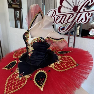 Stage costume P 1336 - image 25