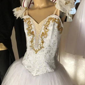 Ballet costume P 3404 - image 8