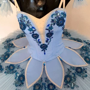 Ballet costume P 3111 - image 16