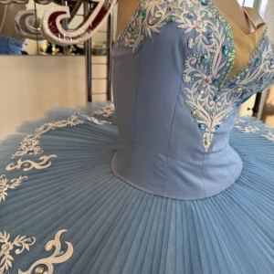 Stage costume F 0432 - image 4