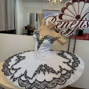 Stage costume F 0132 - image 13