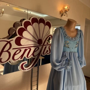 Лирический женский костюм F 0030 - image 50