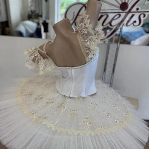 Stage costume F 0523 - image 12