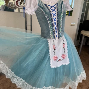 Stage ballet costume P 1430 - image 9