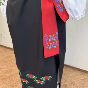 Moldavian national Skirt J 0146 - image 13