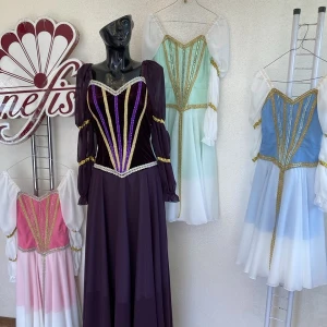 Costum de scena Julieta F 0350A - image 14