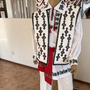 National moldavian shirt J 0238 - image 14