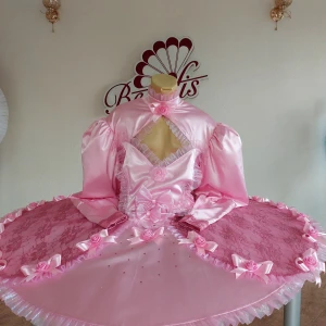 Queen P 0288A - image 5