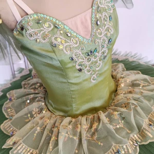 Ballet costume P 3109 - image 4