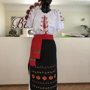 National moldavian blouse J 0390 - image 13