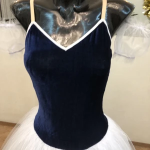 Snow White F 0201 - image 24