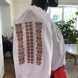 National moldavian blouse J 0394 - image 7