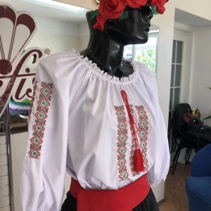 National moldavian blouse J 0394 - image 8