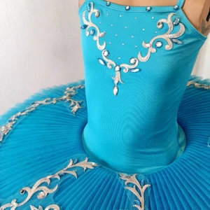 Young Ballerina with decor T 0005B - image 12