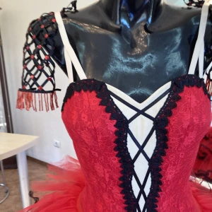 Kitri scene P 0305(5024) - image 3