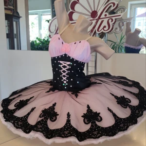 Costum de balet P 1324 - image 24